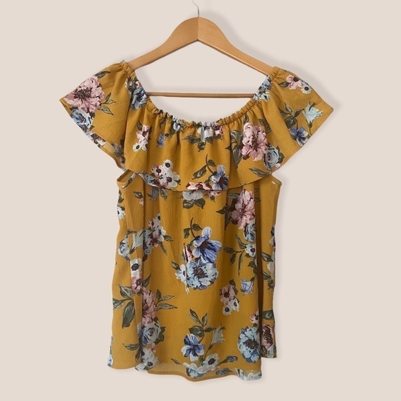 MONTEAU Floral Off-The-Shoulder Top - Picture 1 of 7